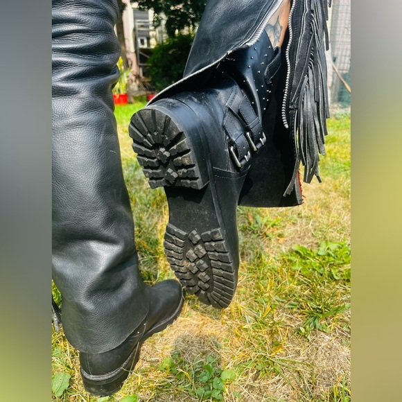 Motorcycle boot studded Harley Davidson style Mid ankle boot pull on leather - Picture 5 of 8